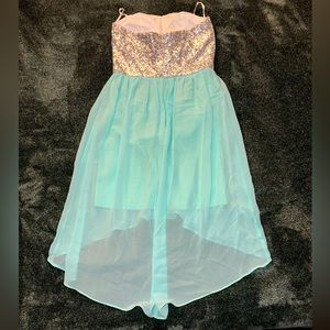 Delia’s homecoming dress